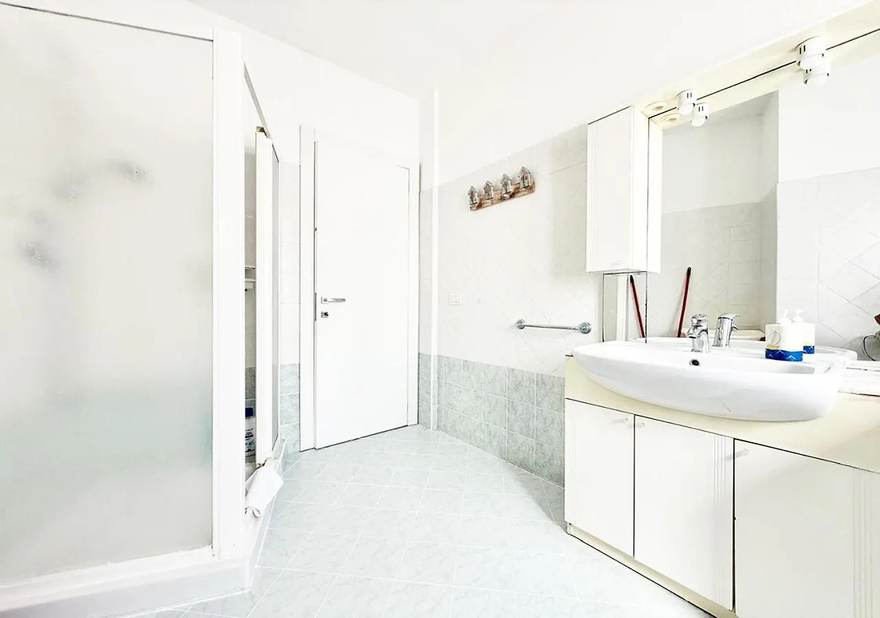 Apartment Pgs Immobiliare Srls Gallura Blu Moderno Trilocale Con Parcheggio Privato La Maddalena